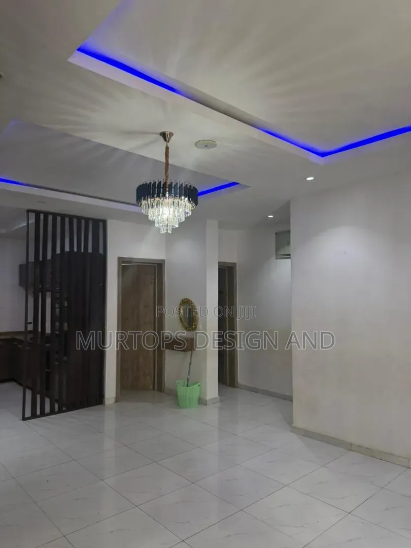 2bdrm Apartment in Chevron for rent