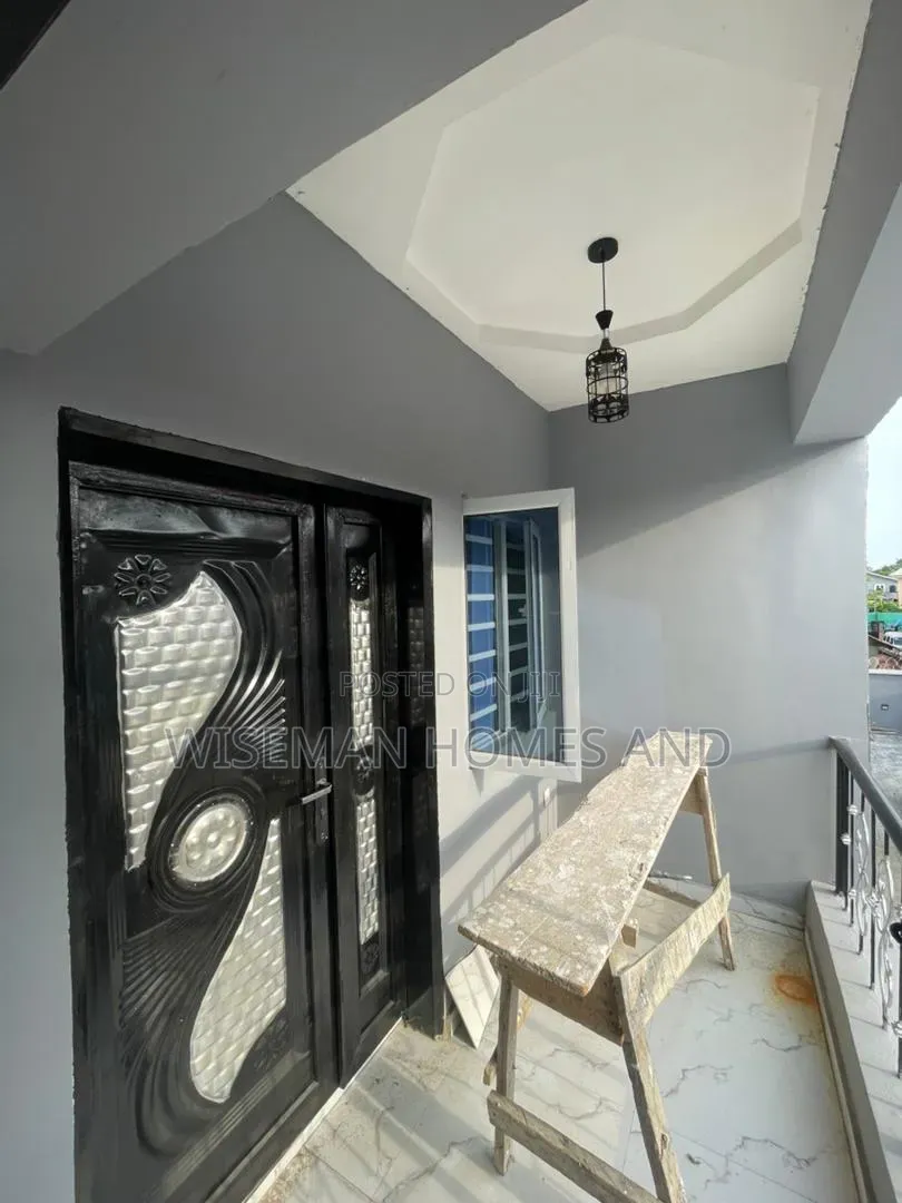 2bdrm Apartment in Ogombo Ajah Eti-Osa for rent