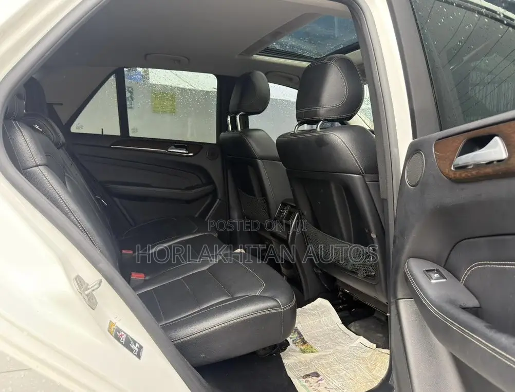 Mercedes-Benz M Class ML350 4MATIC 4dr SUV AWD (3.5L 6cyl 7A) 2014