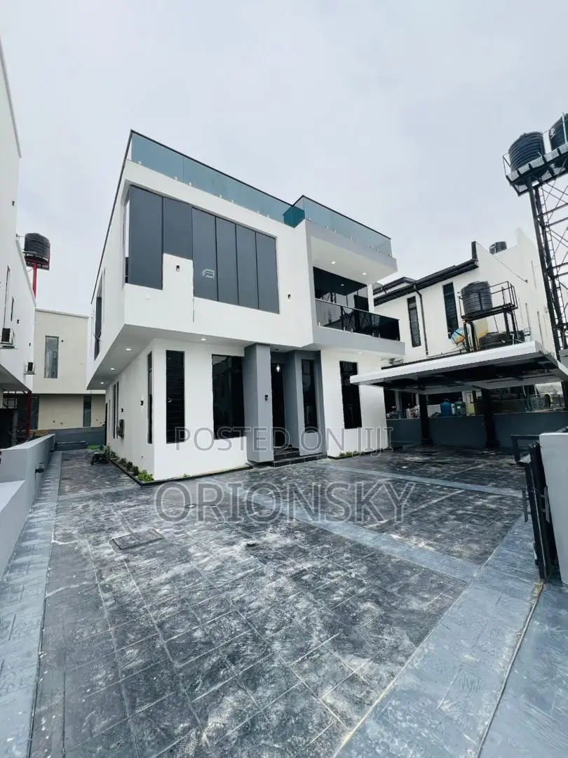 5bdrm Duplex in Megamound, Ikota for sale