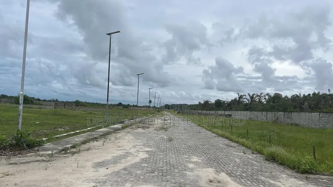 Lakowe Golf Land With Certificate of Occupancy