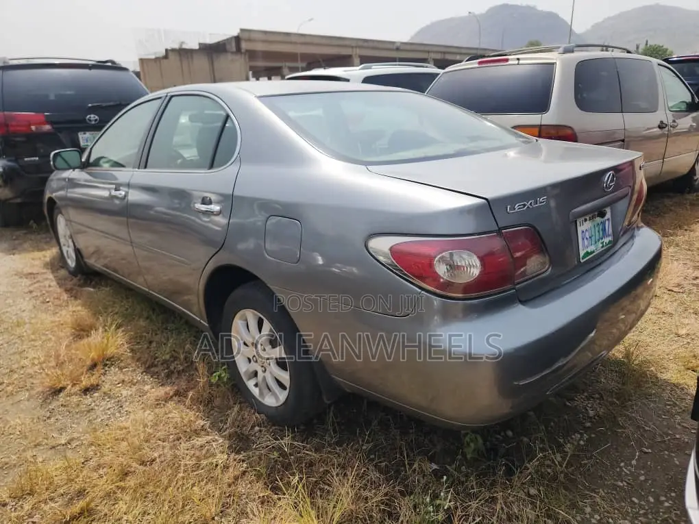 Lexus ES 330 Sedan 2004 Green