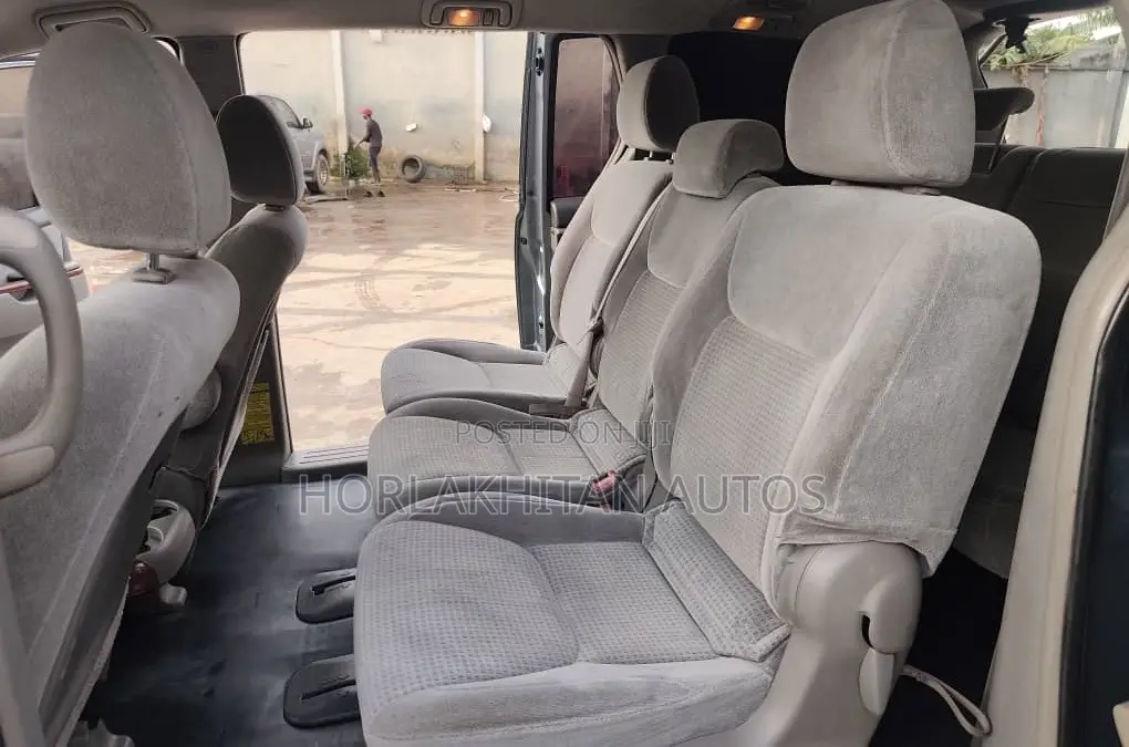 Toyota Sienna CE 2009 Brown