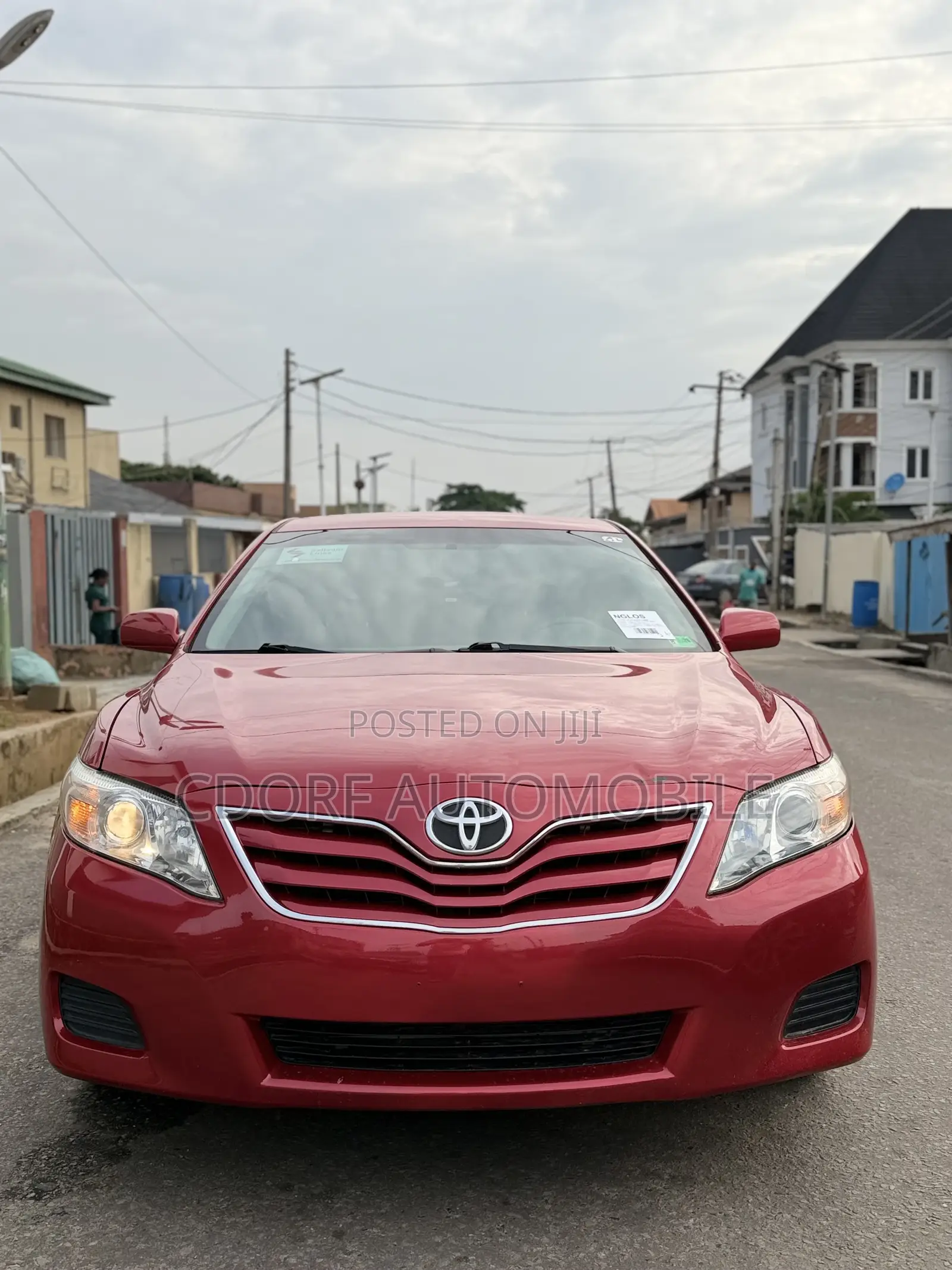 Toyota Camry LE 4dr Sedan (2.5L 4cyl 6A) 2011 Red