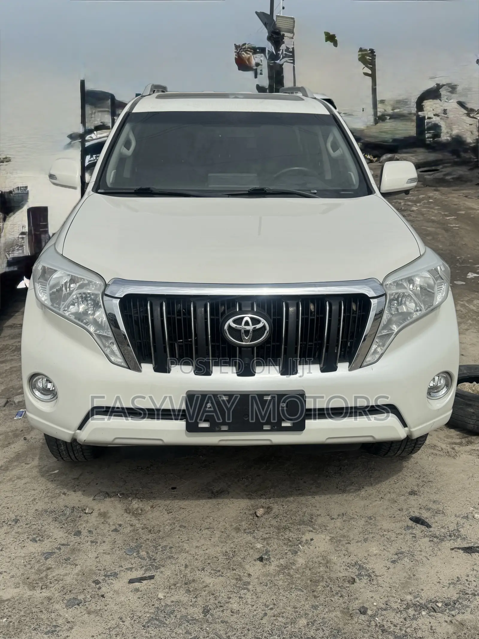 Toyota Land Cruiser Prado 2017 White