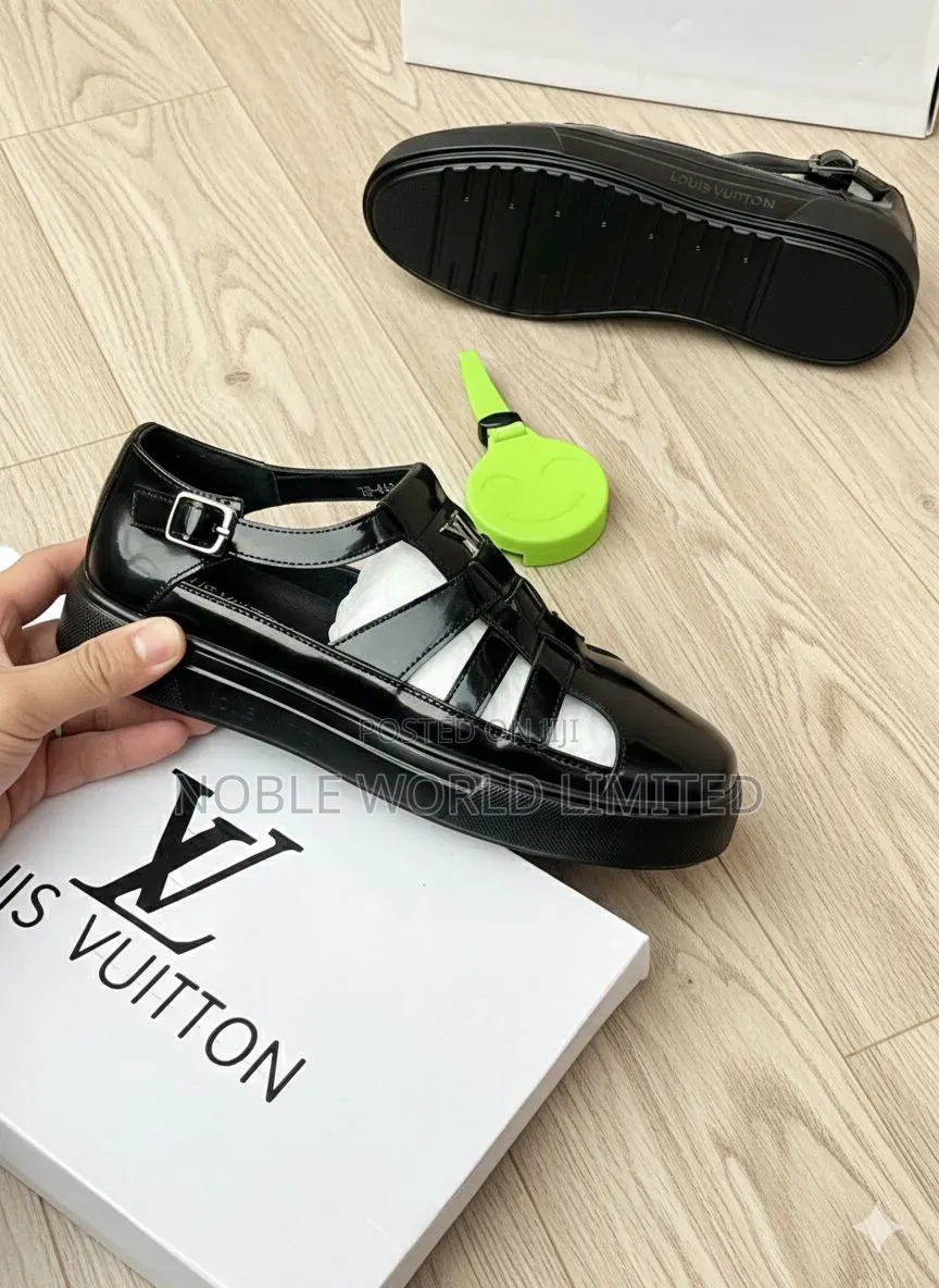 Men's Black Iconic Sandals Oso Wd