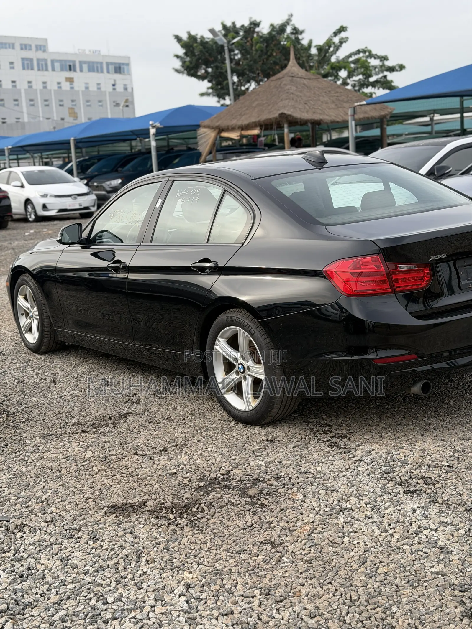 BMW 320i 2014 Black