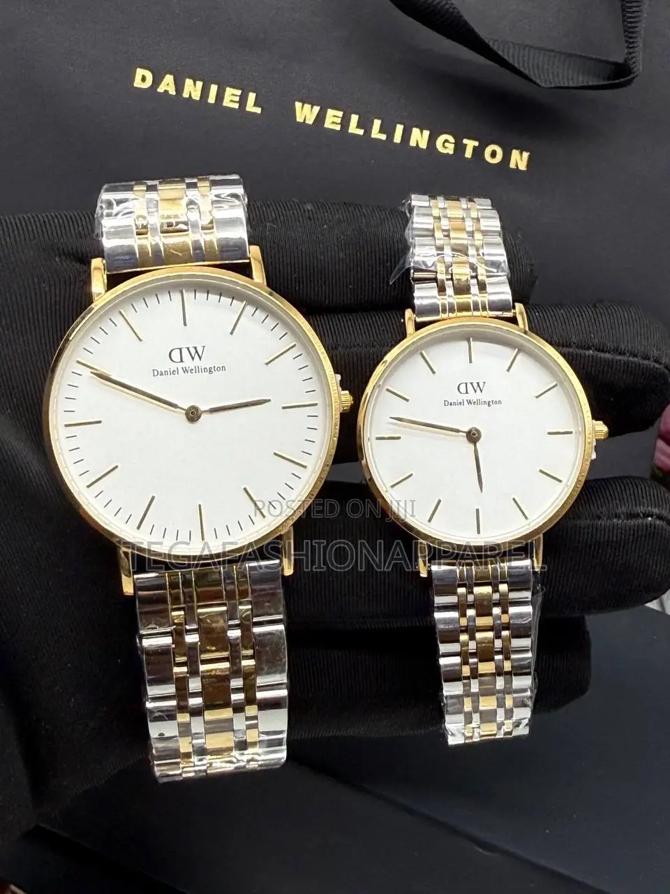 Daniel Wellington Couples Set Watch (Price for Both)