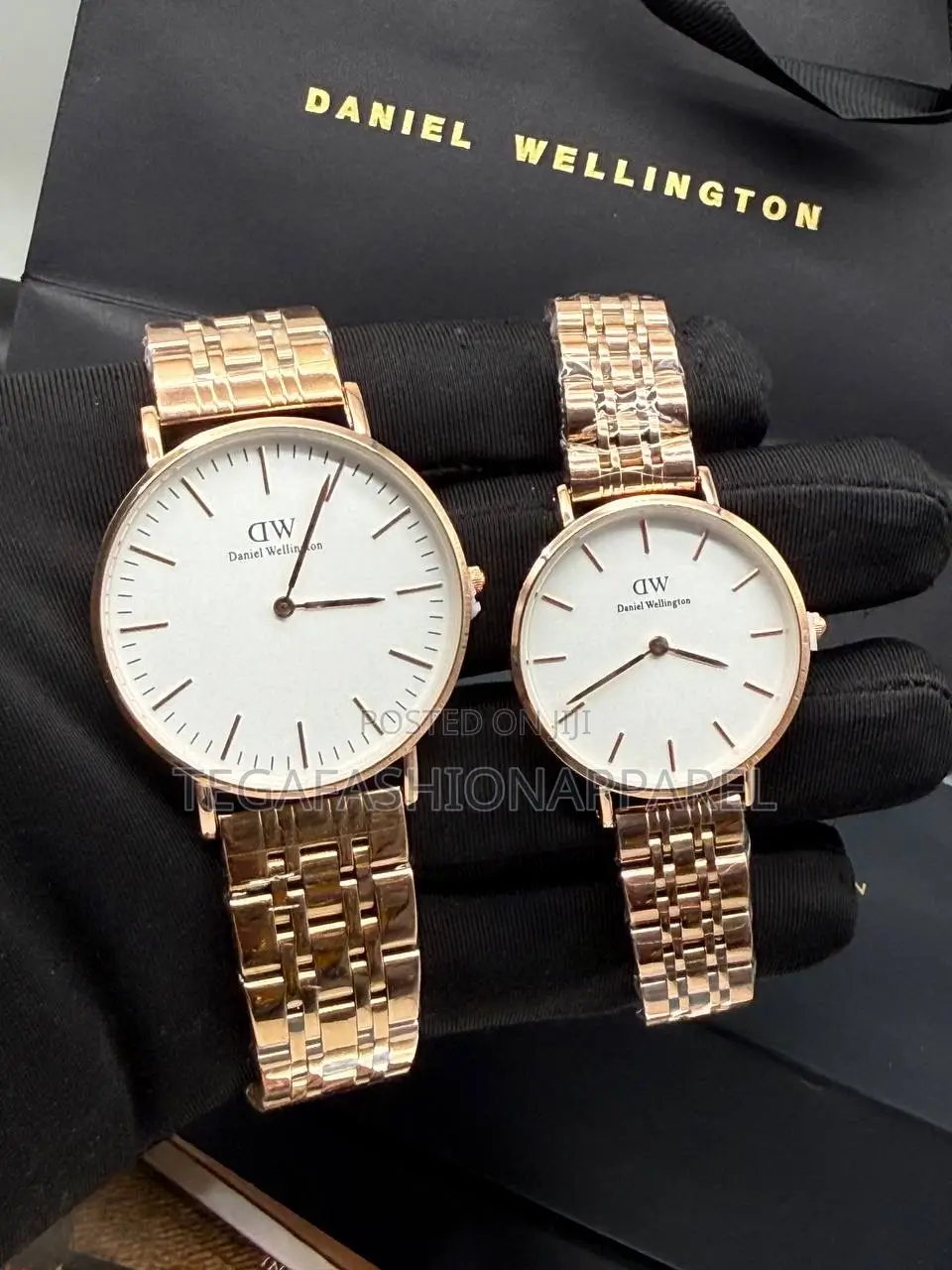 Daniel Wellington Couples Set Watch (Price for Both)