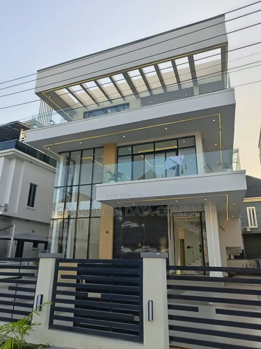 Furnished 5bdrm Duplex in Osapa London for sale