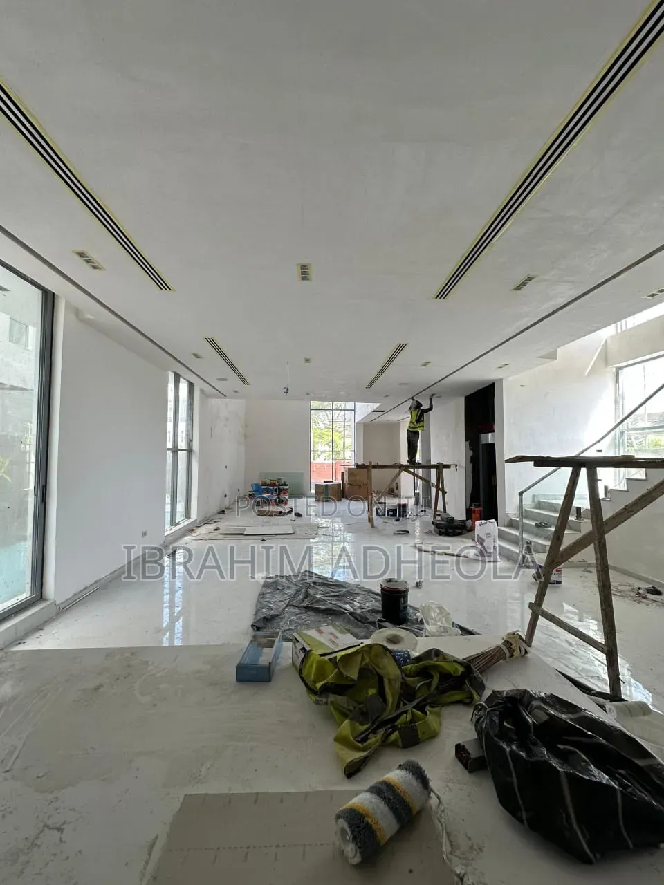 5bdrm Duplex in Parkview for sale