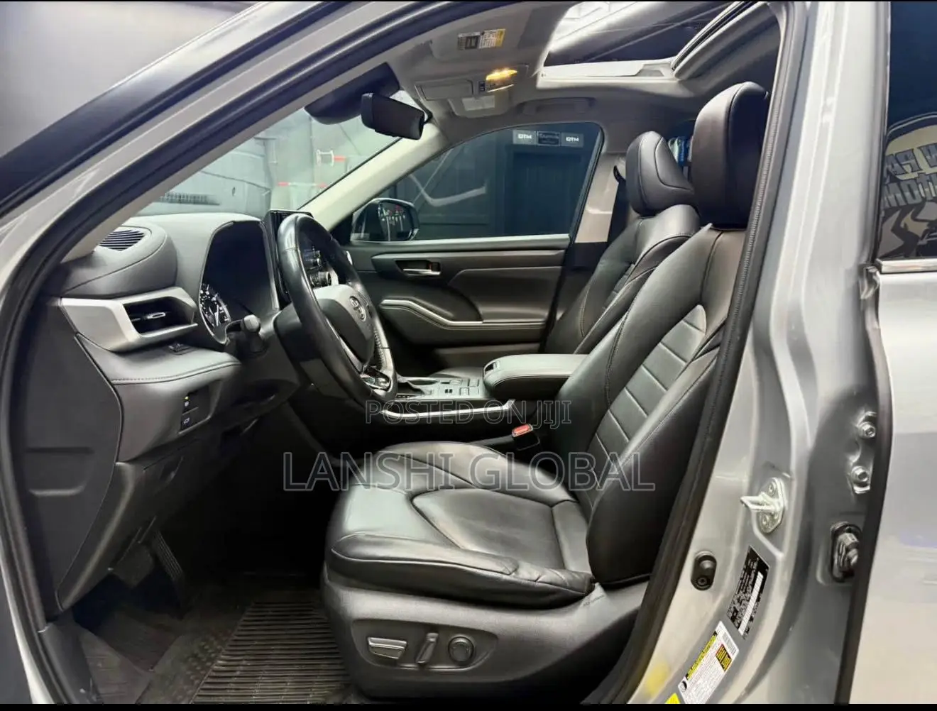 Toyota Highlander XLE AWD 2020 Silver