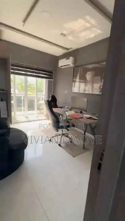 Furnished 3bdrm Duplex in Lekki Phase 1 for rent