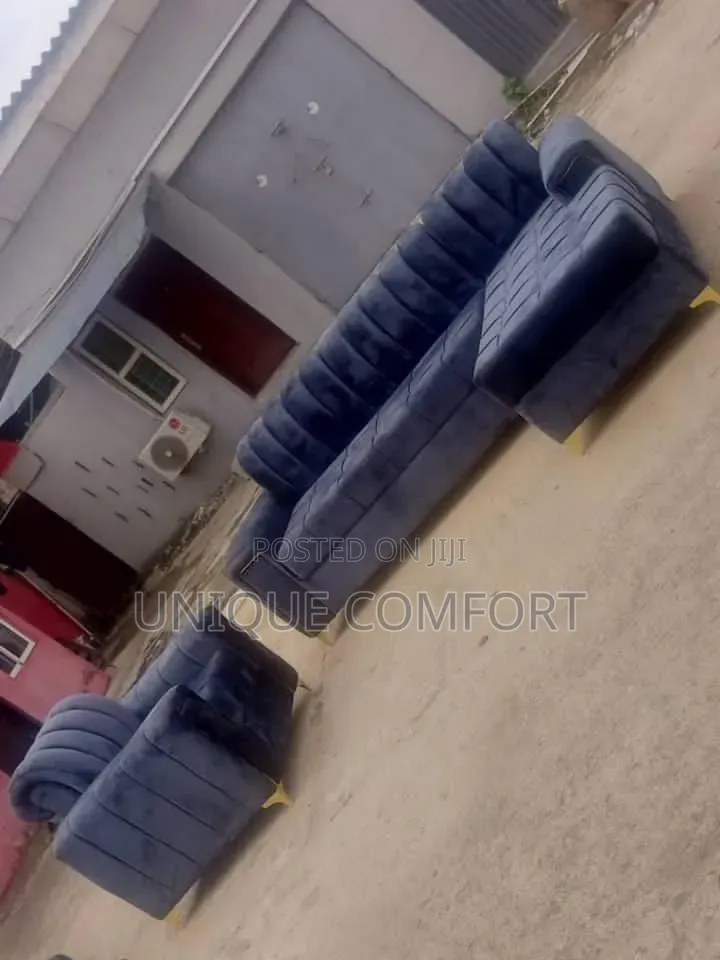 Brand New Luxury L Shape Section Sofa With Single Seater