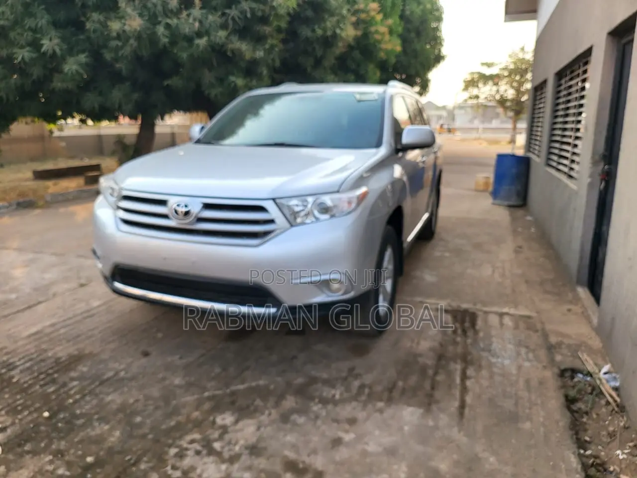 Toyota Highlander Limited 2011 White