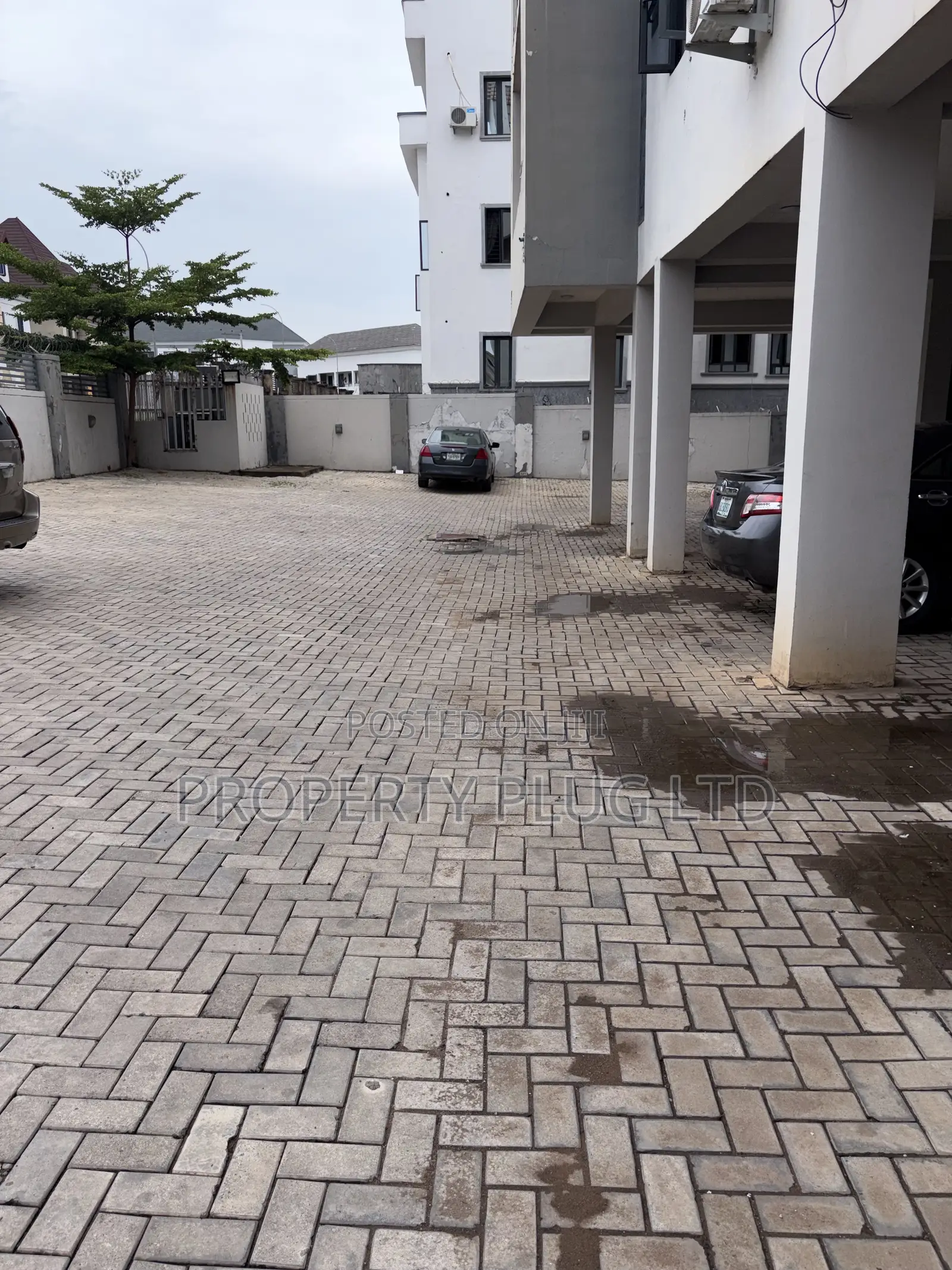 3bdrm Apartment in Idu for rent