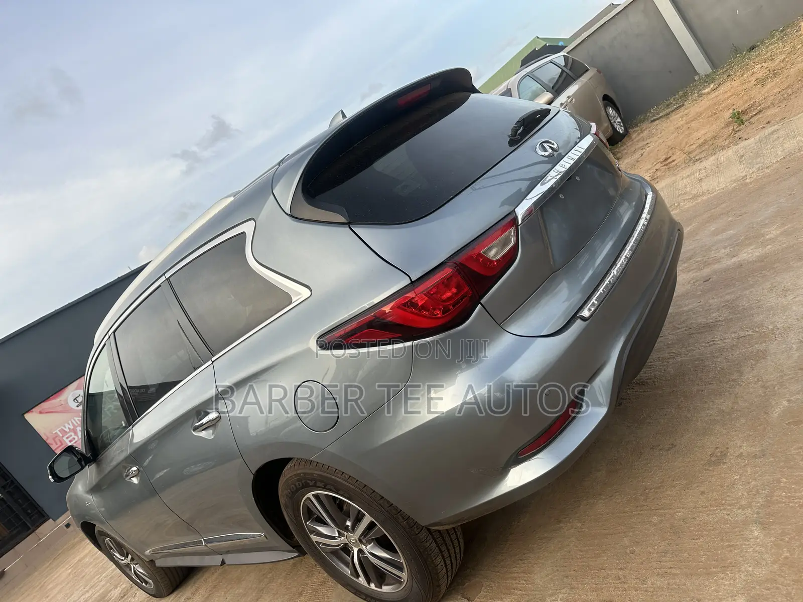 Infiniti QX60 2018 Green