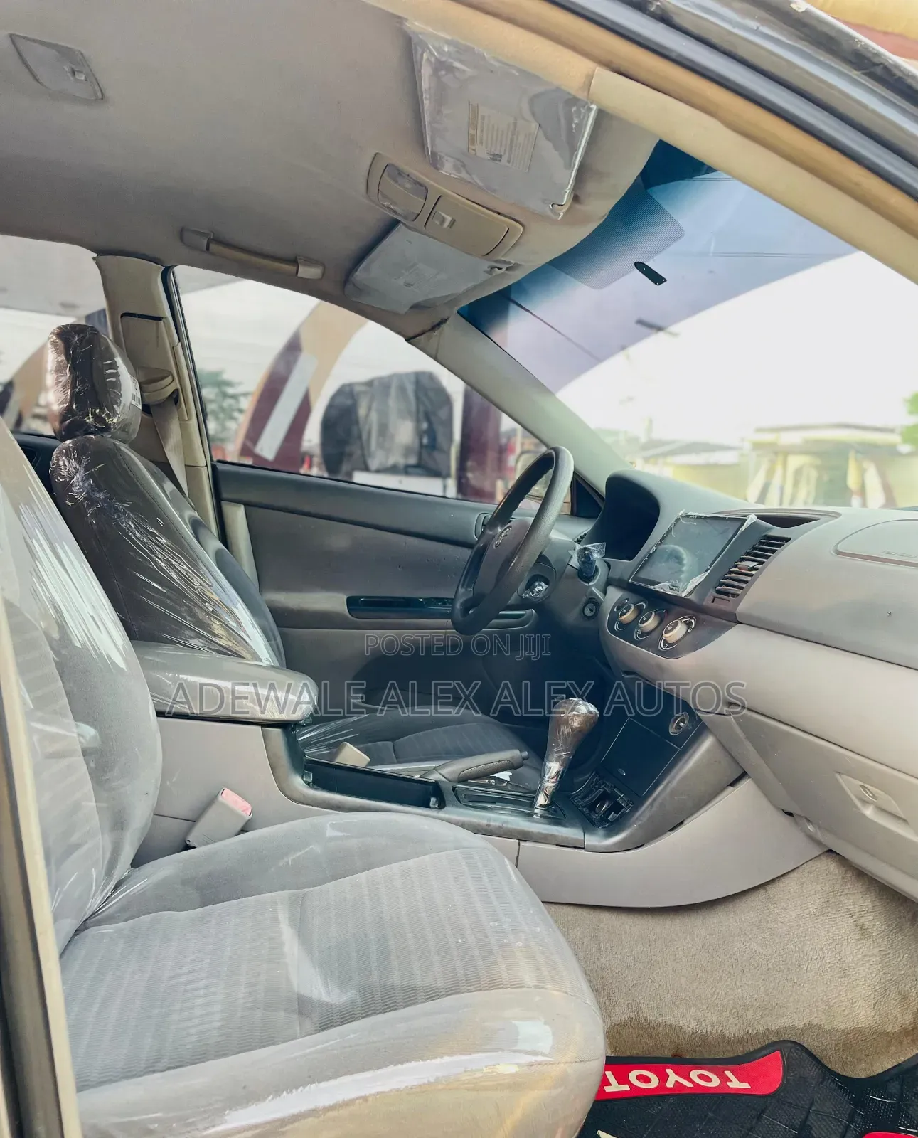 Toyota Camry 2005 Gray