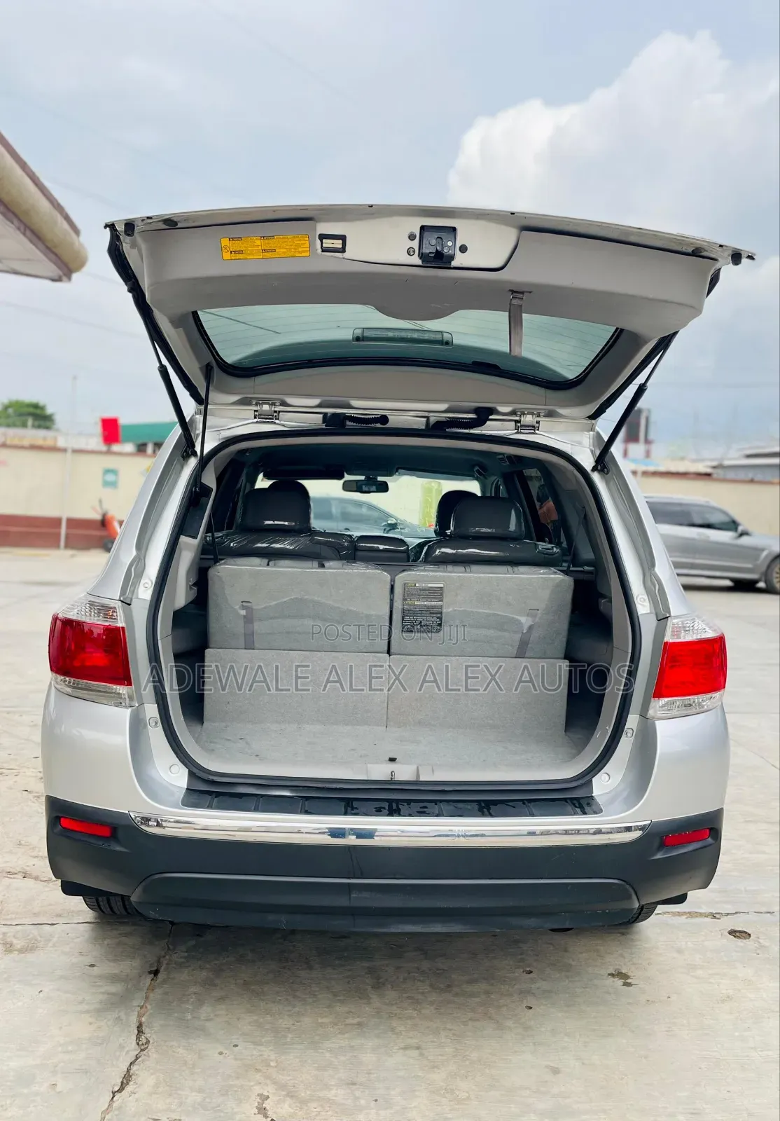 Toyota Highlander 2012 Silver