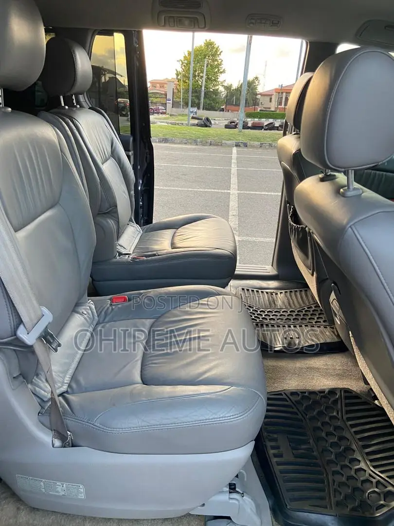 Toyota Sienna 2007 Gray