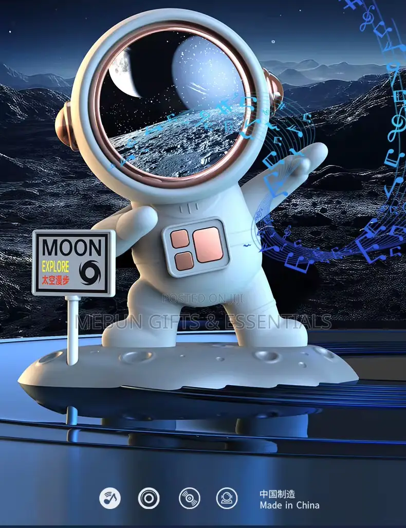 Desktop Astronaut Wireless Bluetooth Speaker