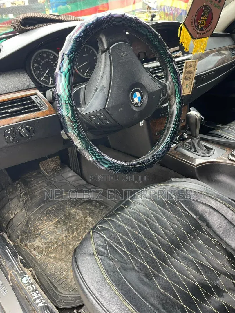 BMW 530i 2005 Gray