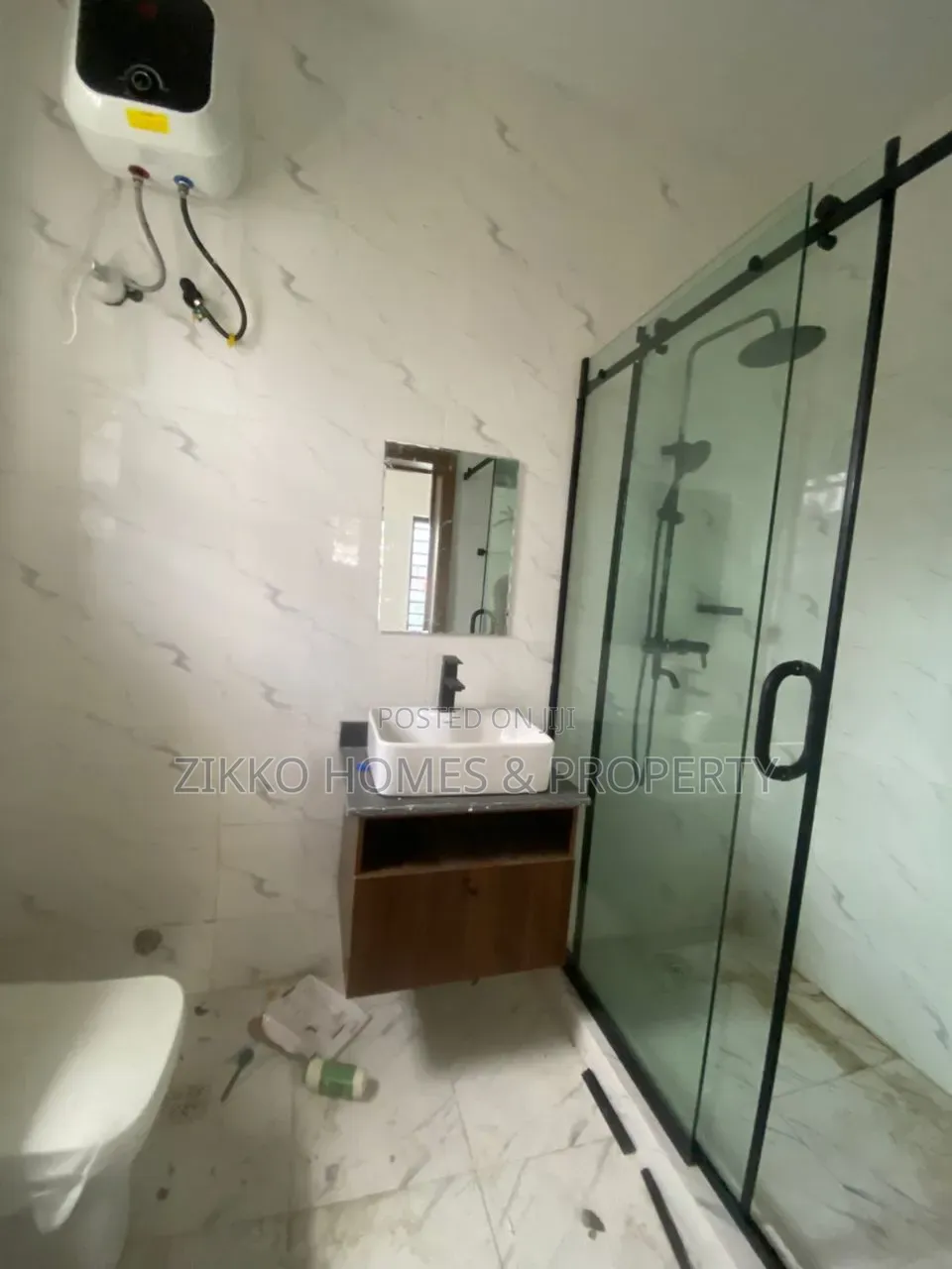 2bdrm Apartment in Lekki Scheme 2, Abraham Adesanya Estate for sale
