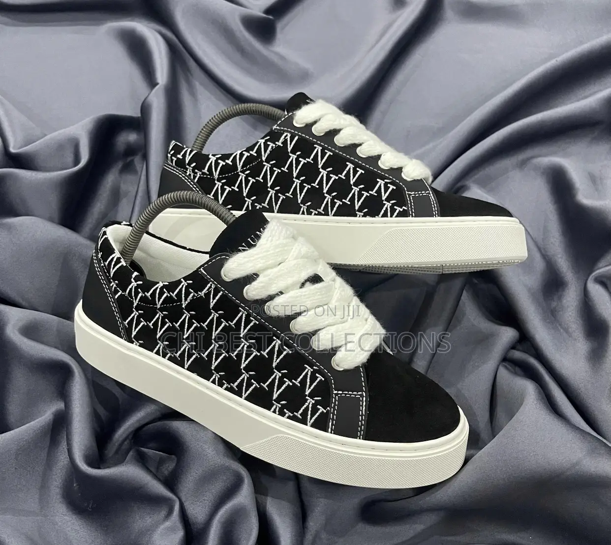 *Numeris Atelier Acrylic Signet Espresso Snkrs!!* :
