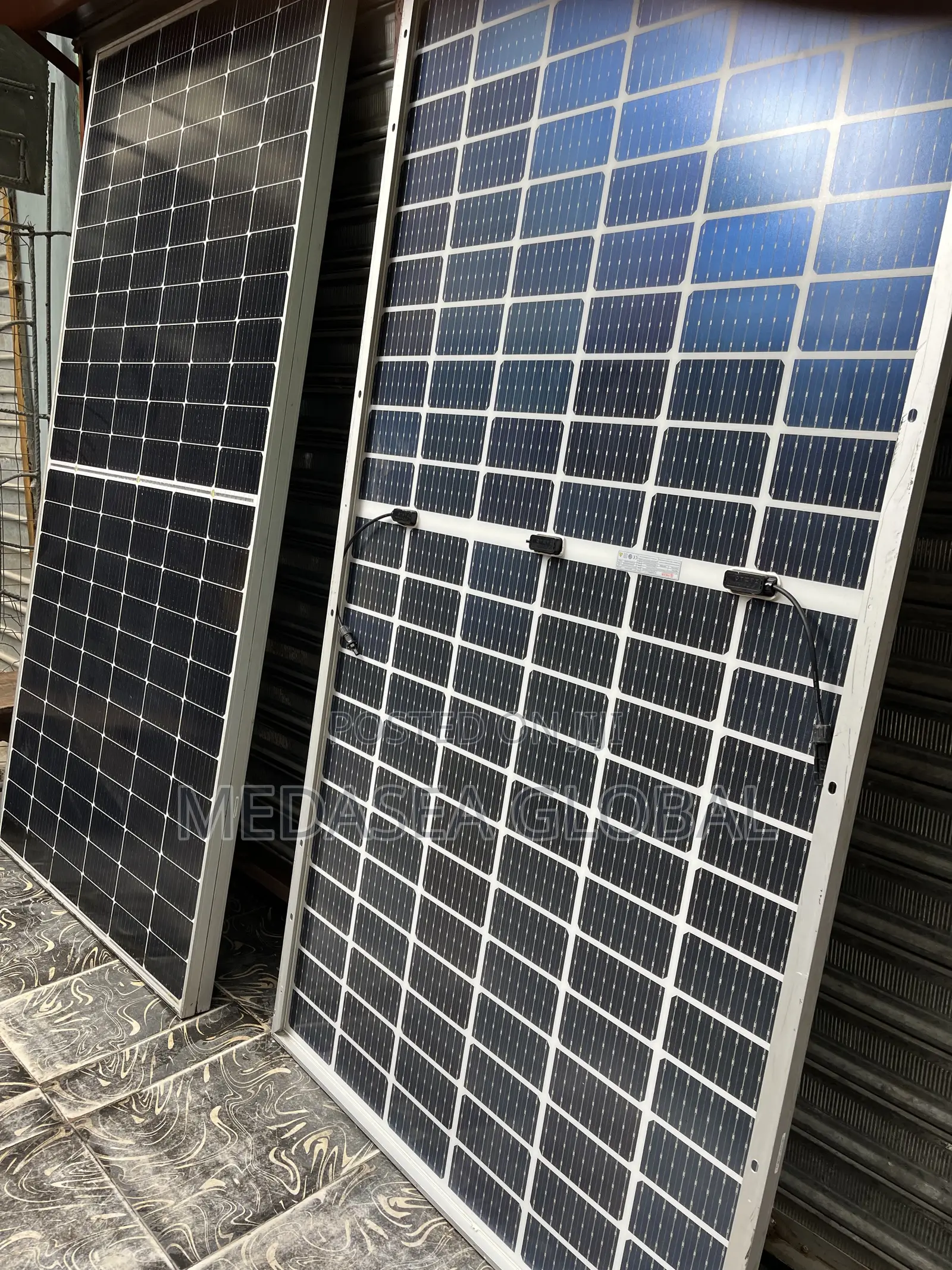 550w Jinko Solar Panel