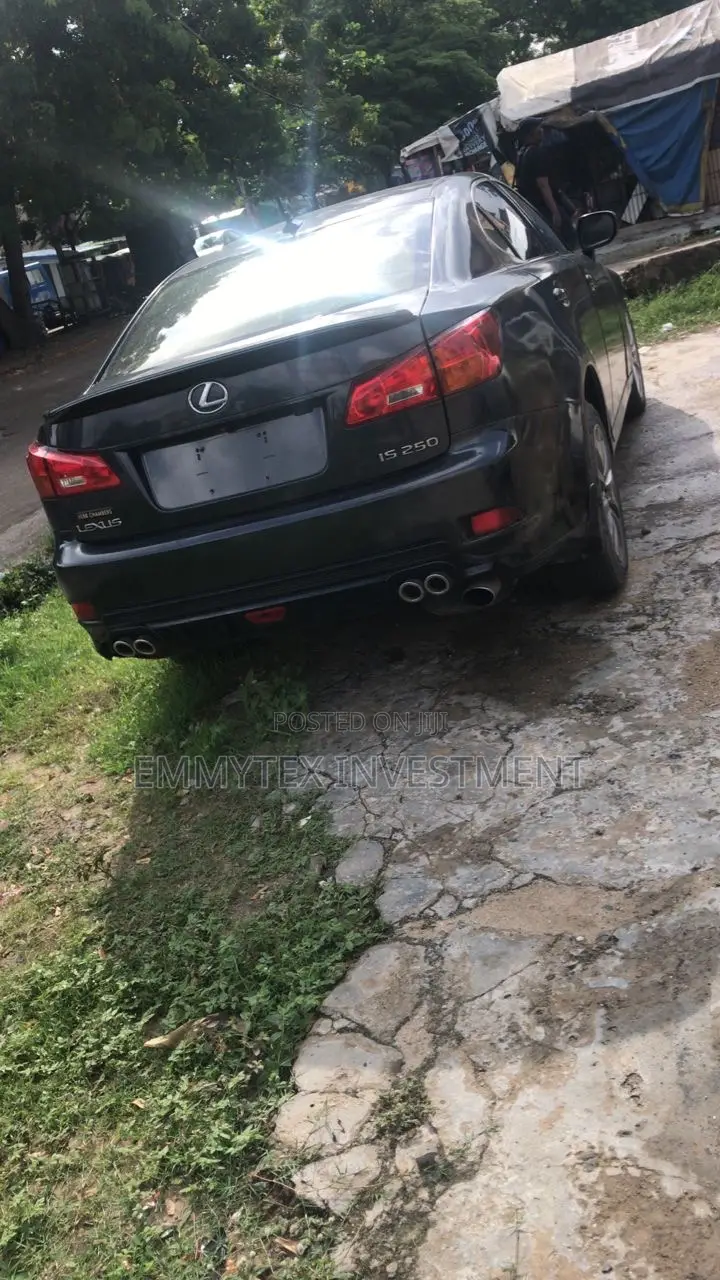 Lexus IS 2009 Gray