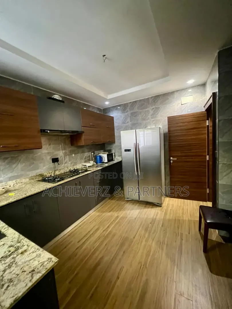 4bdrm Duplex in Kubwa for sale