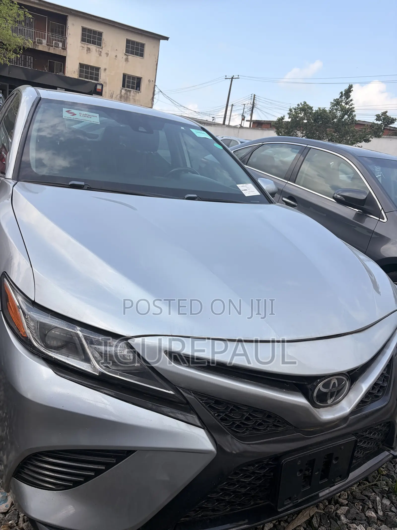 Toyota Camry 2019 Silver