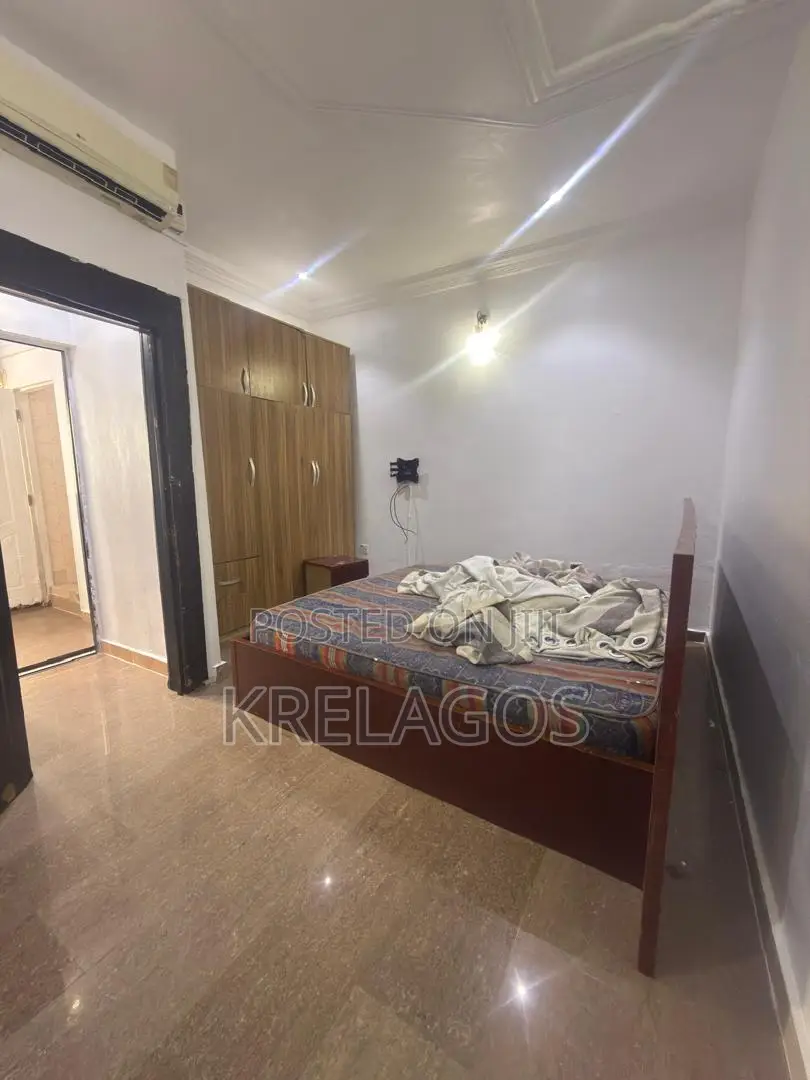 1bdrm Apartment in Lekki Phase 1 for rent