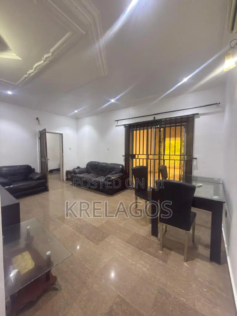 1bdrm Apartment in Lekki Phase 1 for rent