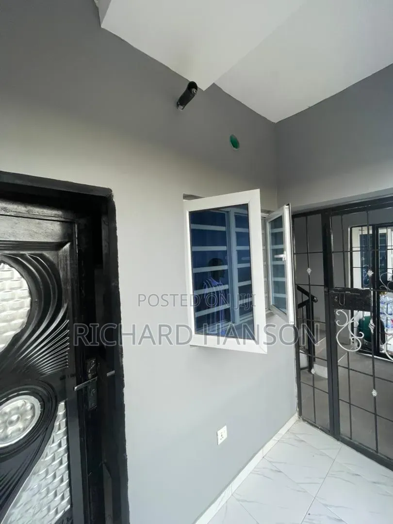 2bdrm Apartment in In Ogombo for rent