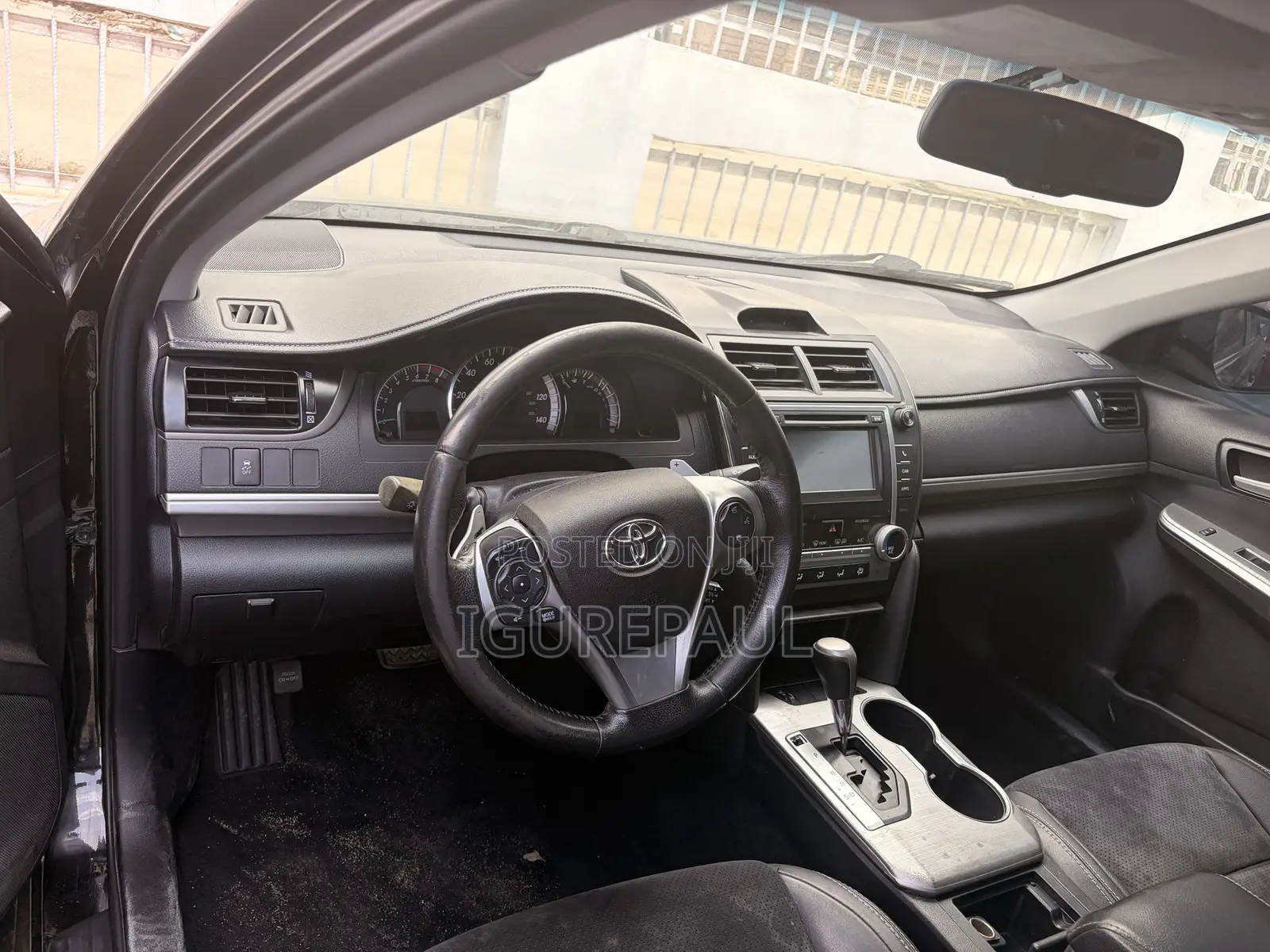 Toyota Camry SE V6 4dr Sedan (3.5L 6cyl 6A) 2012 Black
