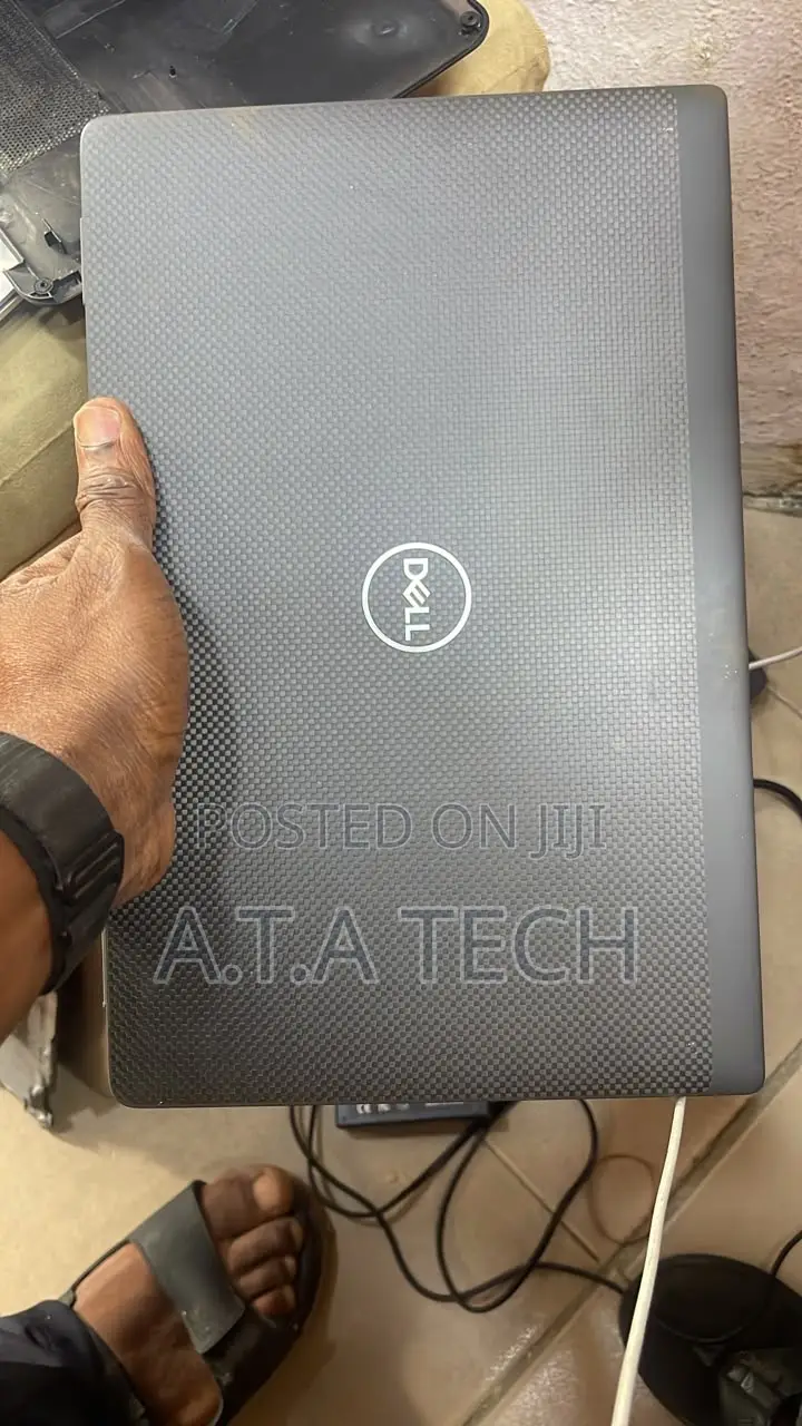 Laptop Dell Latitude 7420 16GB Intel Core i7 SSD 256GB