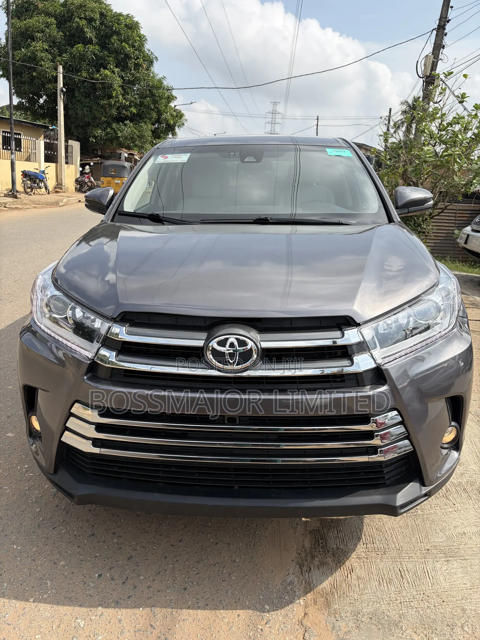 Toyota Highlander LE Plus 4x2 V6 (3.5L 6cyl 8A) 2018 Brown