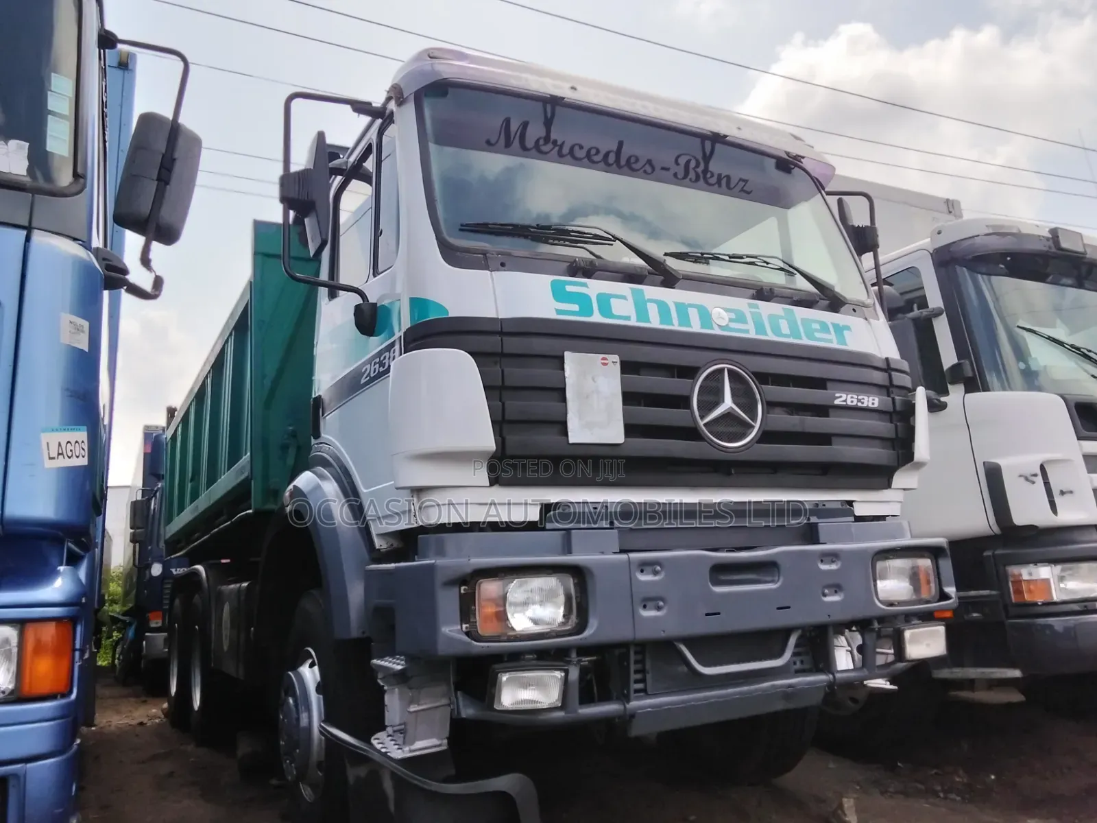 Mercedes Truck