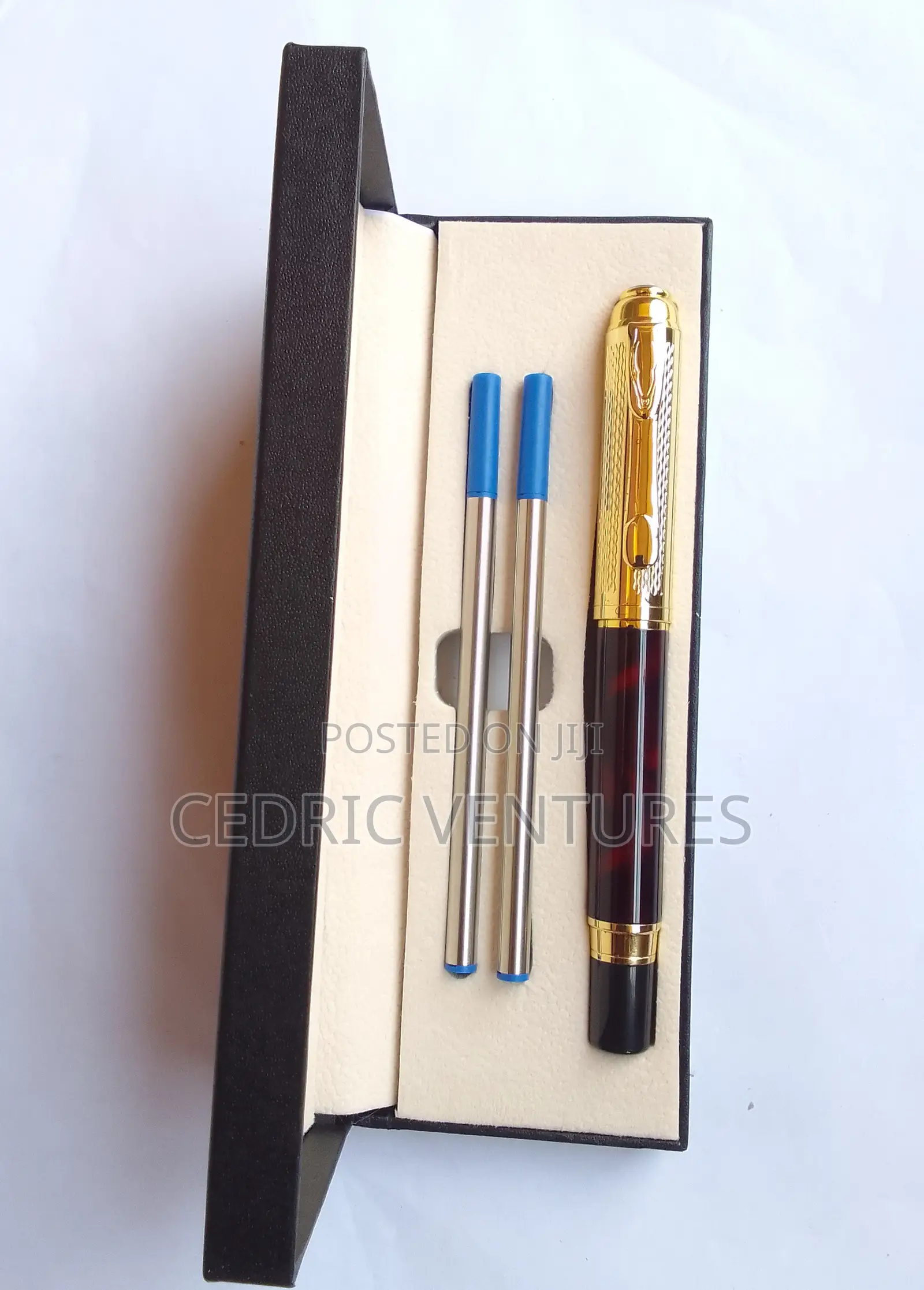 Luxury Metal Ballpoint Pen With Gift Box and Two Blue Ink Refills