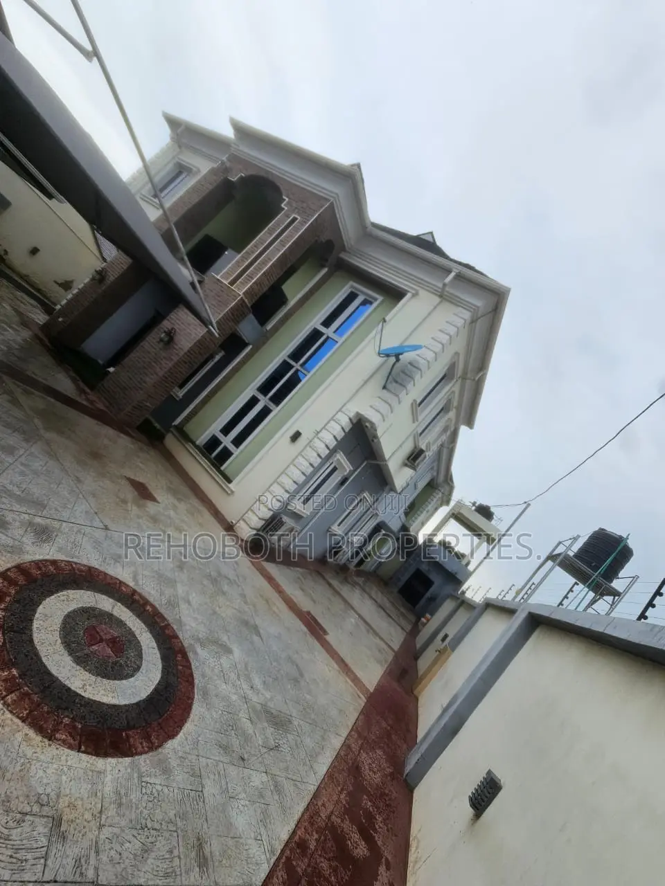2bdrm Apartment in Akoto, Akala Express for rent
