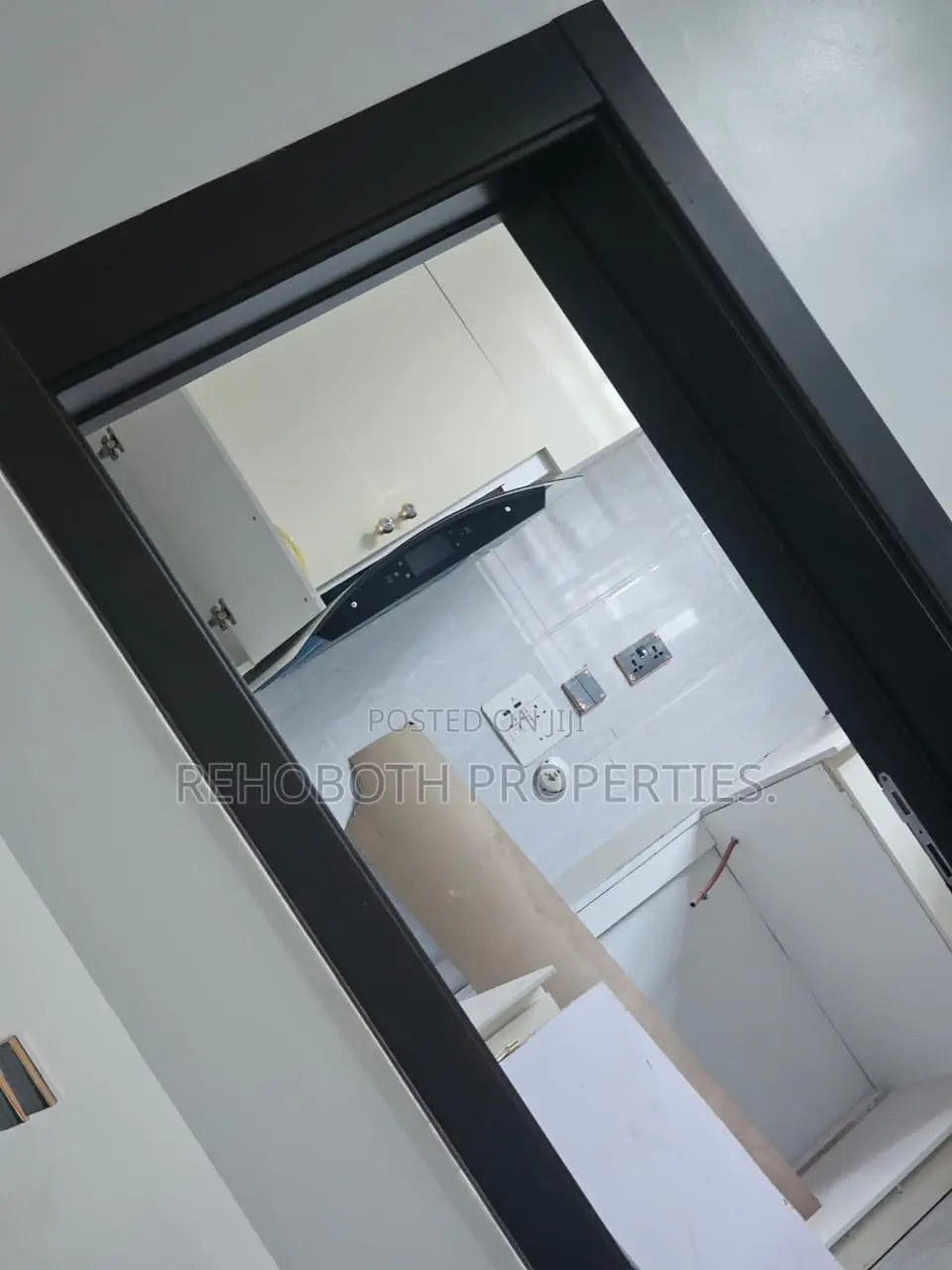 2bdrm Apartment in Akoto, Akala Express for rent