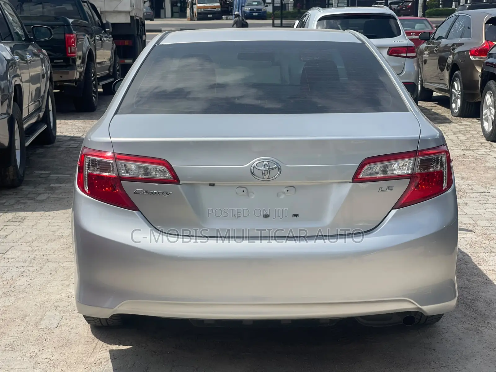 Toyota Camry L 4dr Sedan (2.5L 4cyl 6A) 2014 Silver