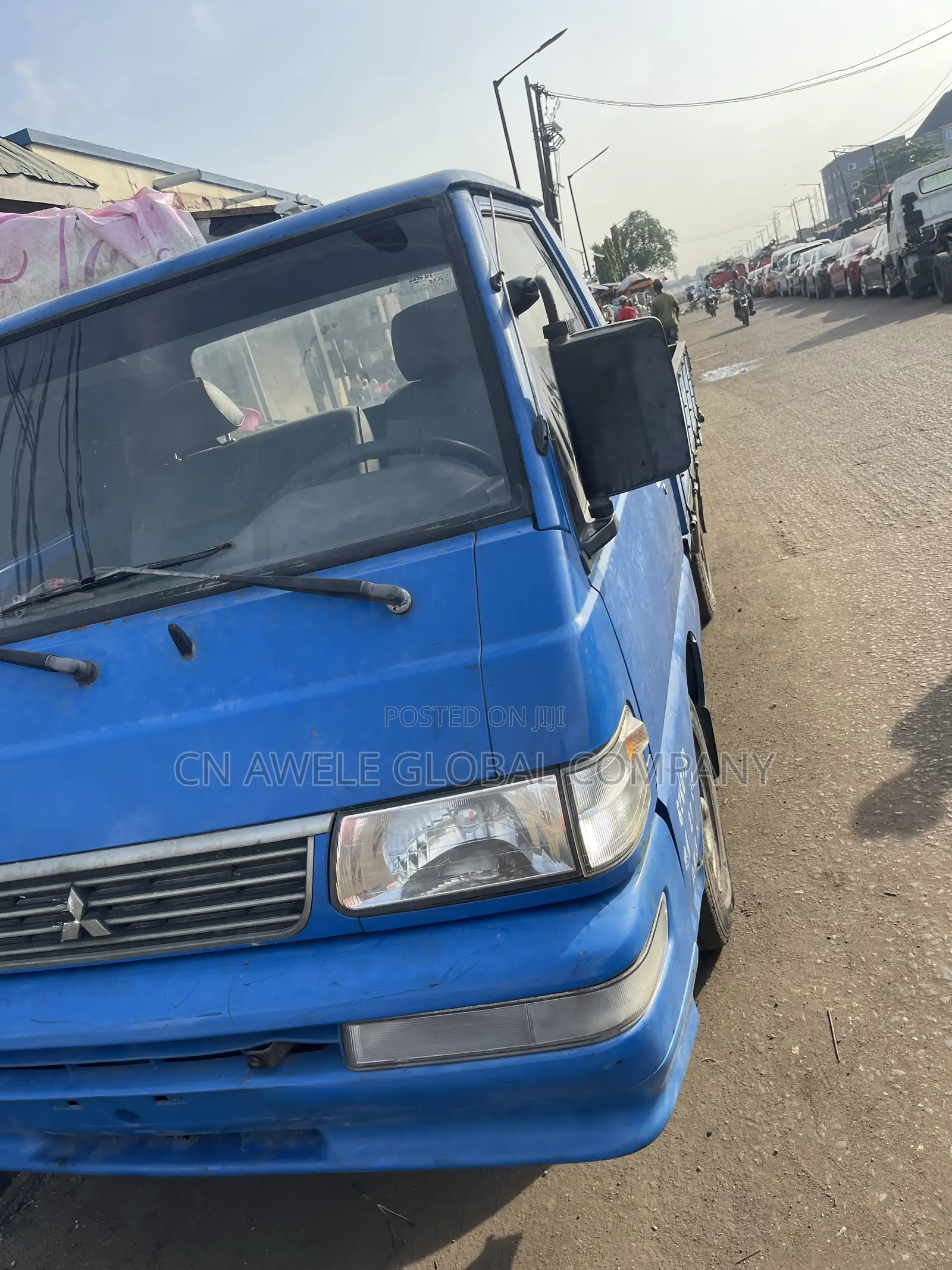 Mitsubishi Truck