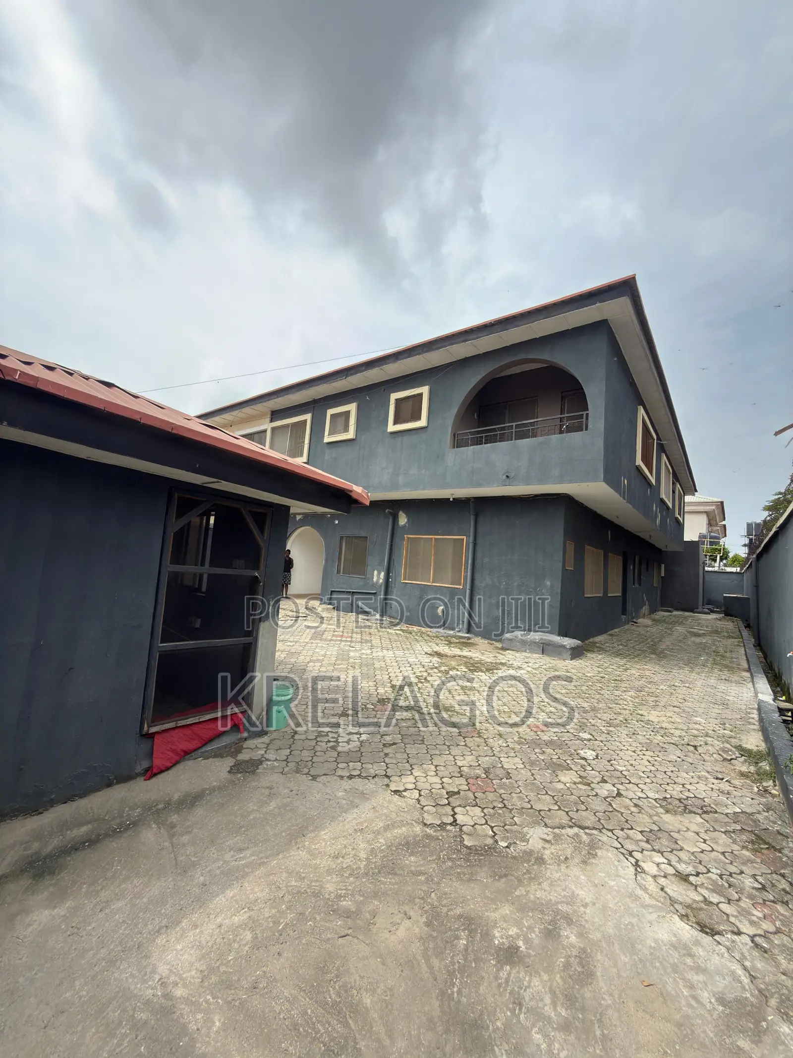 5bdrm Duplex in Lekki Phase 1 for rent