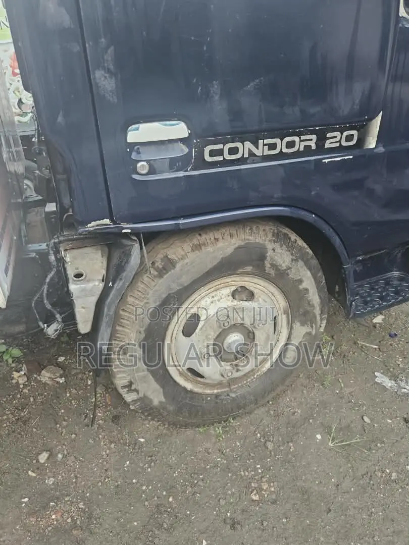 Nissan Diesel Truck