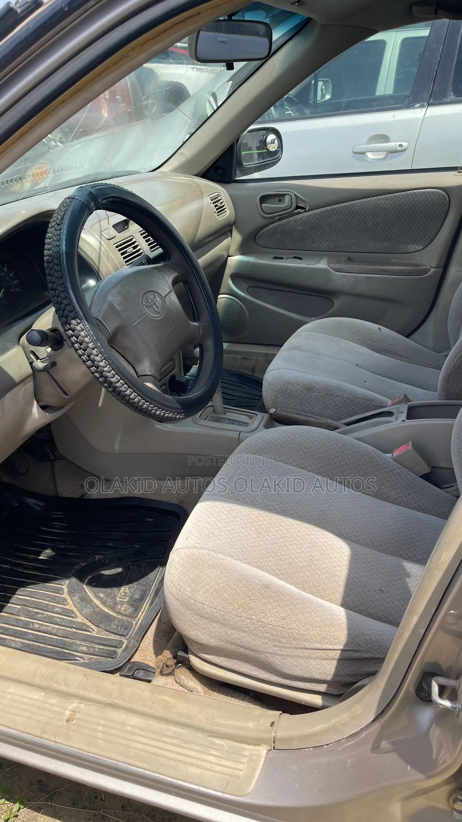 Toyota Corolla 2.2 D Sedan 2002 Gold