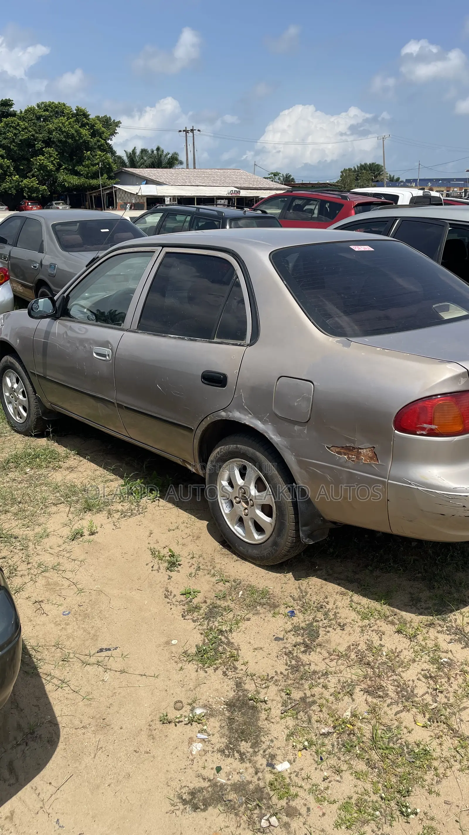 Toyota Corolla 2.2 D Sedan 2002 Gold