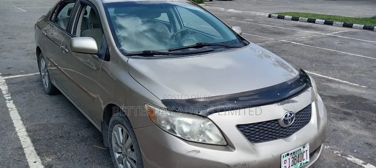 Toyota Corolla 2009 Gold