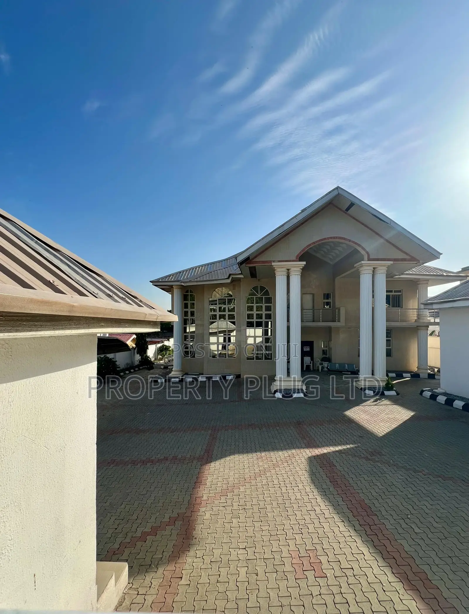 6bdrm Duplex in Maitama for sale